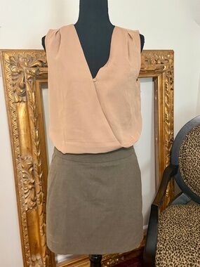 GAP-Ladies two-tone one piece sleeveless blush & grey blouse/skirt.
